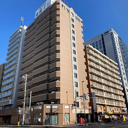 Toyoko Inn Hokkaido Sapporo-Eki Nishi-Guchi Hokudai Mae Exterior photo